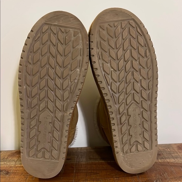 Koolaburra by UGG Chesnut Suede Short Boots, Women’s Size 8 - Picture 9 of 9